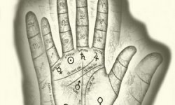 Редкие знаки на руке: хиромантия и расшифровка
